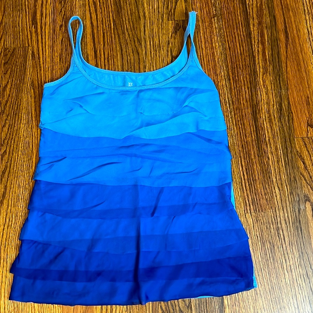 New York and company XS blue ombré tank